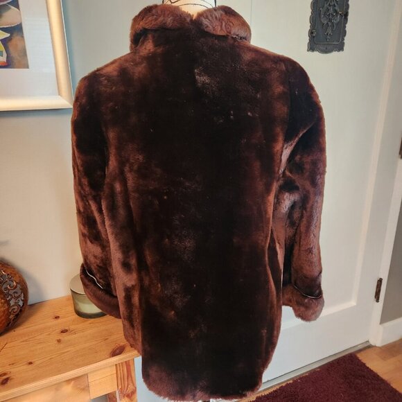 Luxurious Faux Fur Brown Short Coat Sz M - Picture 7 of 14